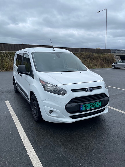 Ford Transit Connect 2 of 23