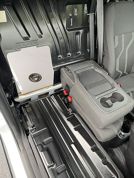 Ford Transit Connect 13 of 23