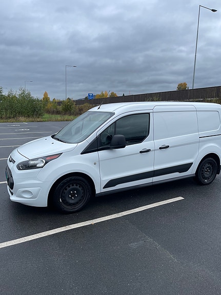 Ford Transit Connect 3 of 23