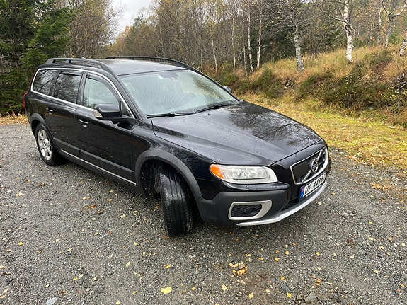 Volvo XC70 14 of 30