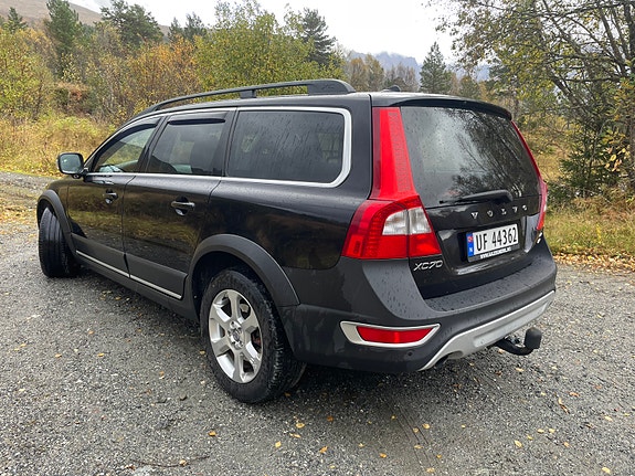 Volvo XC70 6 of 30