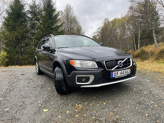 Volvo XC70 15 of 30