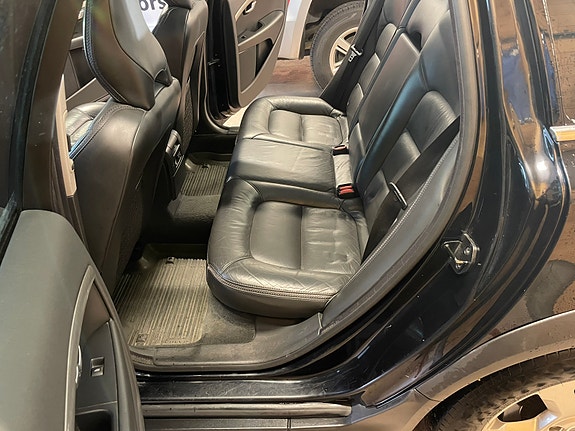 Volvo XC70 25 of 30
