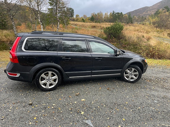 Volvo XC70 17 of 30