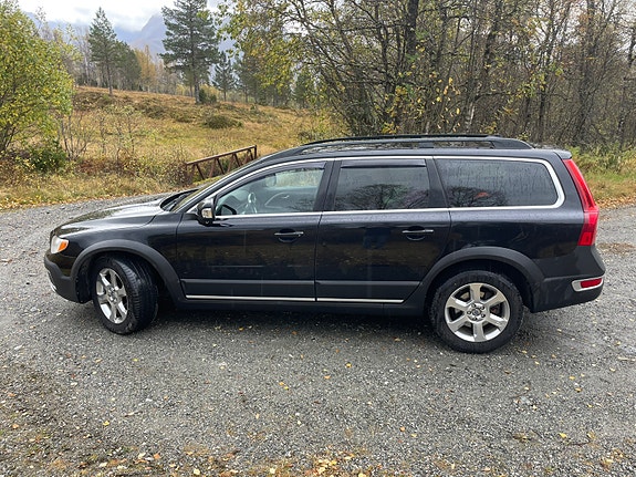 Volvo XC70 7 of 30