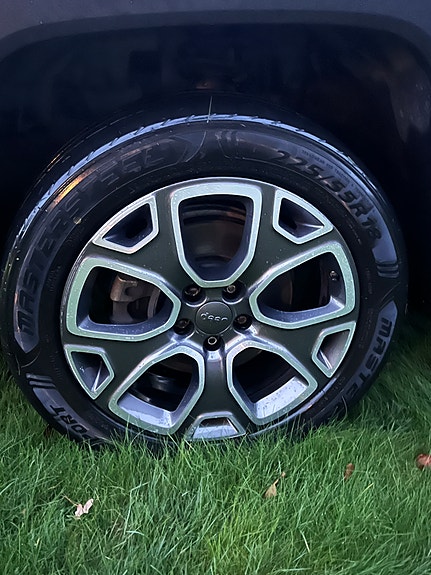 Jeep Renegade 15 of 18