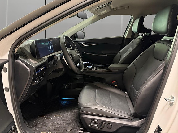 Kia EV6 10 of 30