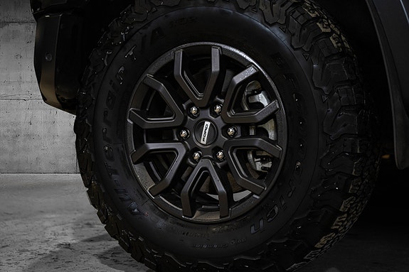 Ford Ranger Raptor 10 of 30