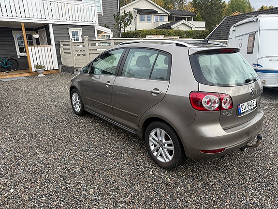 Volkswagen Golf Plus 4 of 10