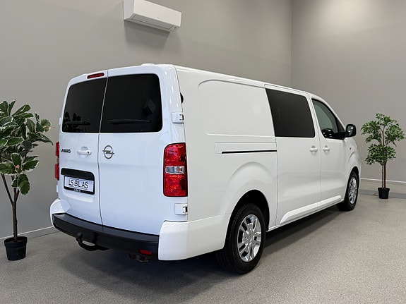 Opel Vivaro 6 of 25