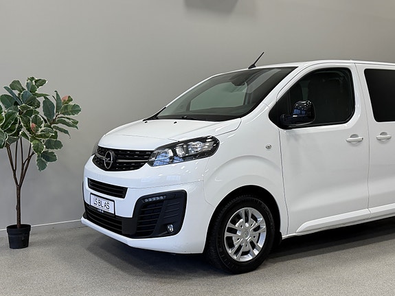 Opel Vivaro 5 of 25
