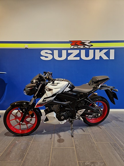 Suzuki GSX-S 125 4 of 15