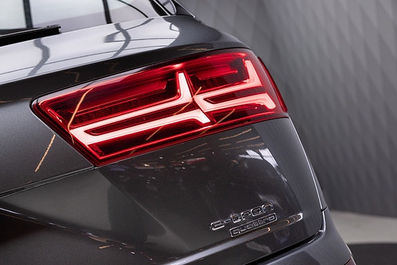 Audi Q7 7 of 30