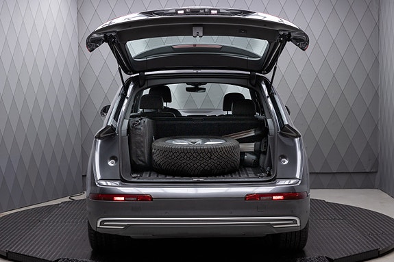 Audi Q7 10 of 30