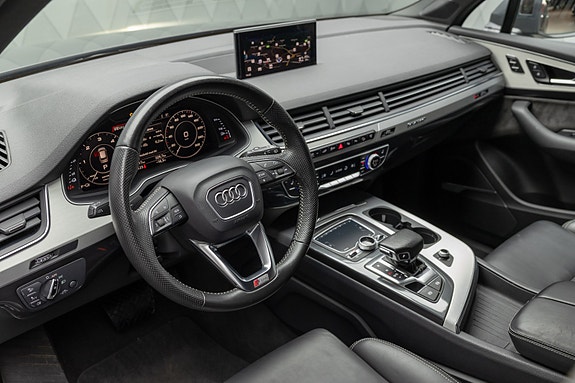 Audi Q7 19 of 30