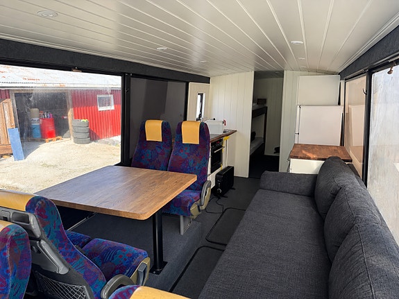 Volvo B10M Camping/motorsport buss 3 of 11