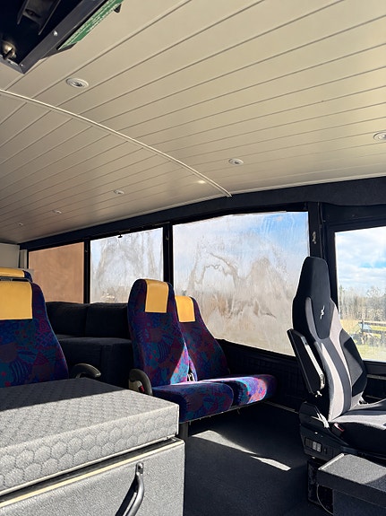 Volvo B10M Camping/motorsport buss 6 of 11