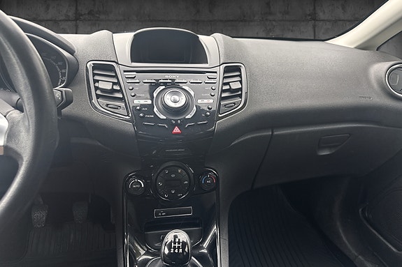 Ford Fiesta 9 of 9