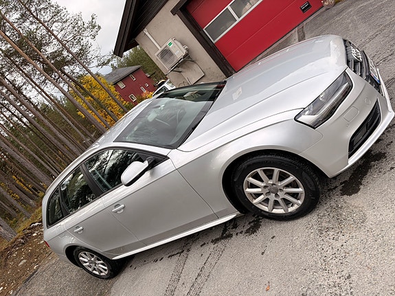 Audi A4 3 of 12