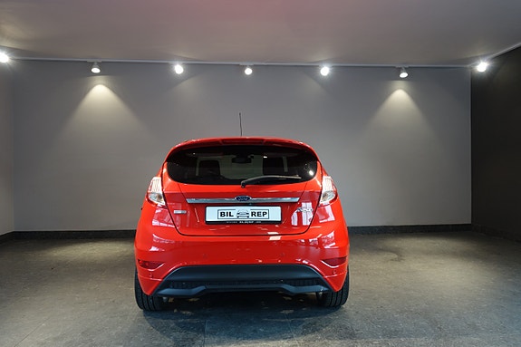 Ford Fiesta 11 of 29