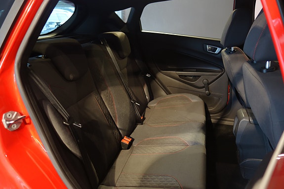Ford Fiesta 18 of 29