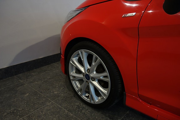 Ford Fiesta 13 of 29