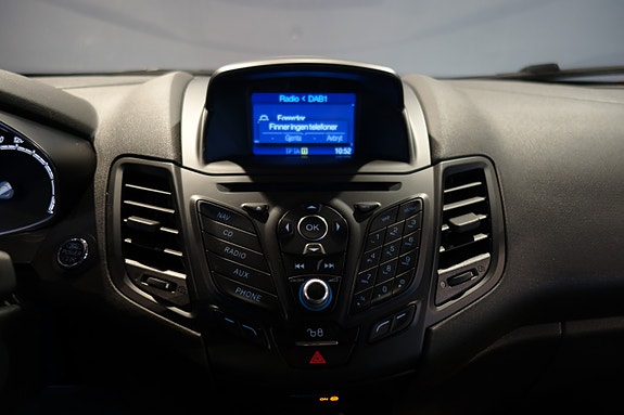 Ford Fiesta 23 of 29