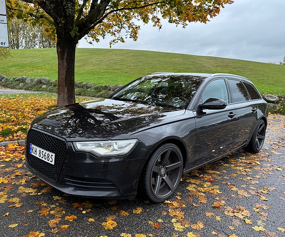 Audi A6 2 of 12