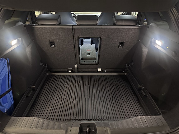 Ford Explorer 18 of 29