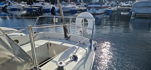Sunwind 27 – velholdt seilbåt  med nyere motor 2 of 30