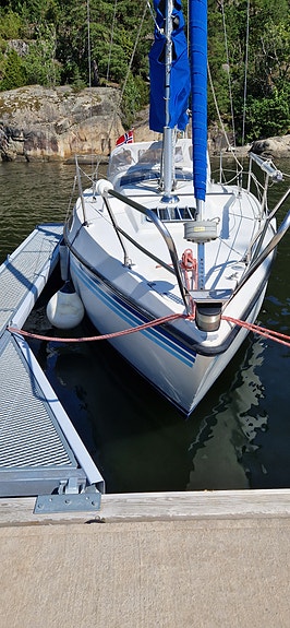 Sunwind 27 – velholdt seilbåt  med nyere motor 22 of 30