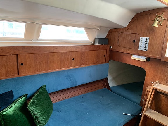 Sunwind 27 – velholdt seilbåt  med nyere motor 28 of 30