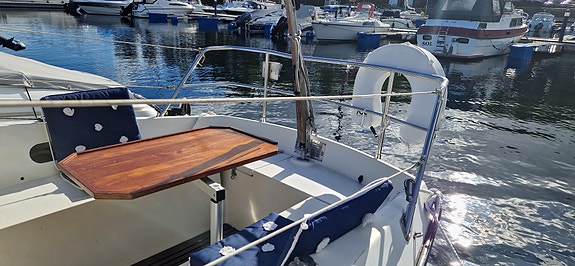 Sunwind 27 – velholdt seilbåt  med nyere motor 3 of 30