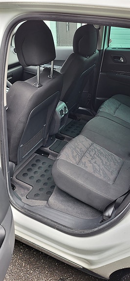 Peugeot 3008 8 of 12