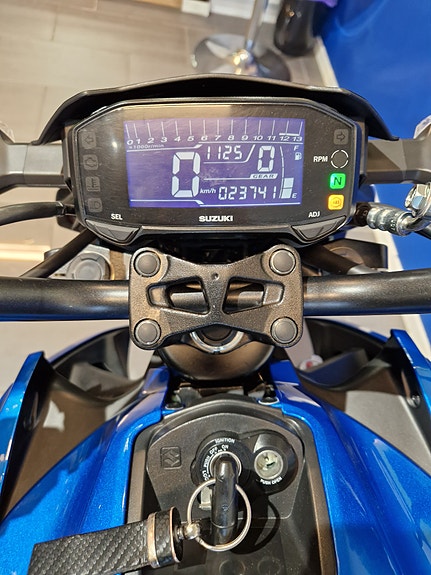 Suzuki GSX-S 125 17 of 18