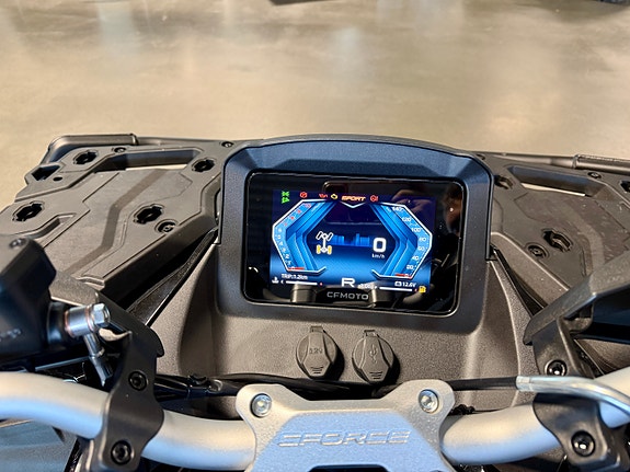 CFMOTO 850TOURING BLACK EDITION 6 of 20
