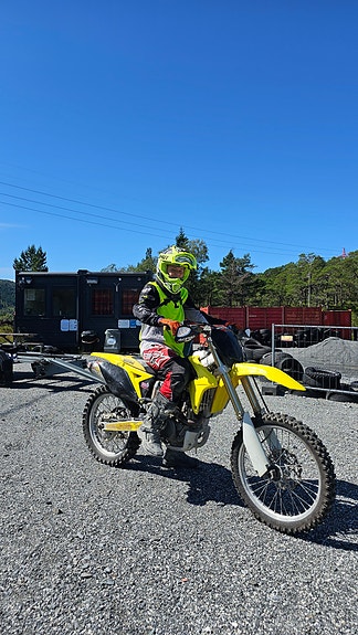 Suzuki RMZ 250 6 of 6