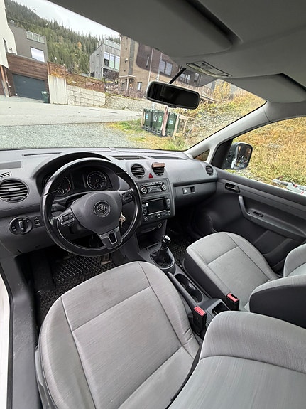 Volkswagen Caddy 12 of 12
