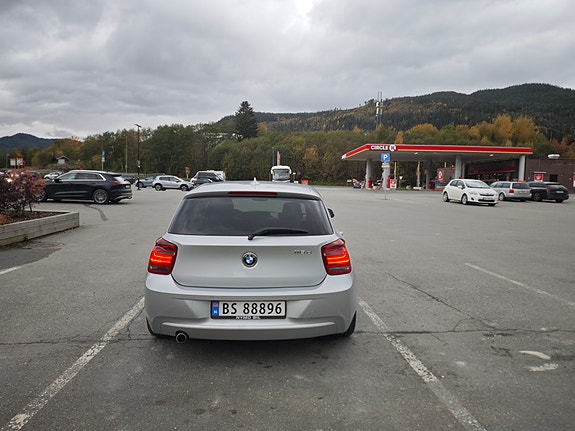 BMW 116d 19 of 21