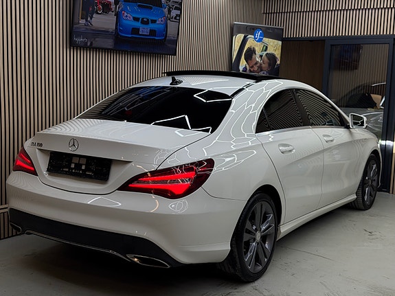 Mercedes-Benz CLA180 19 of 30