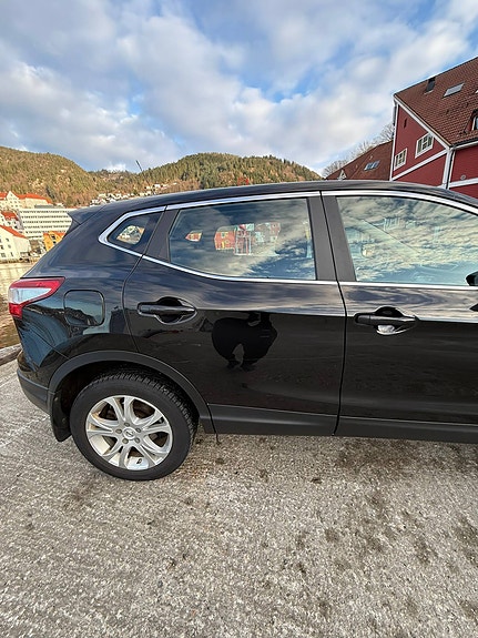 Nissan Qashqai 5 of 27