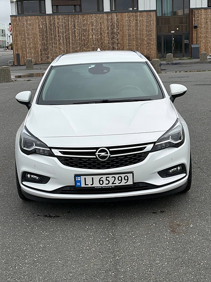 Opel Astra 3 of 30