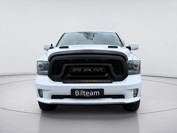 Dodge RAM 1500 4 of 30