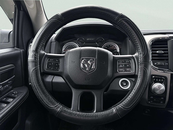 Dodge RAM 1500 14 of 30