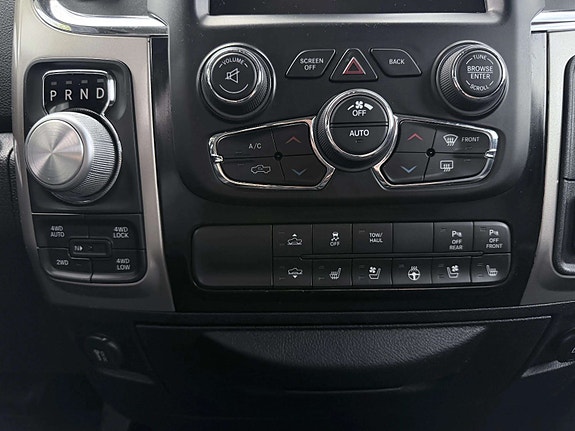 Dodge RAM 1500 28 of 30