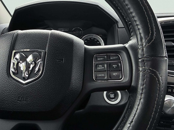 Dodge RAM 1500 16 of 30