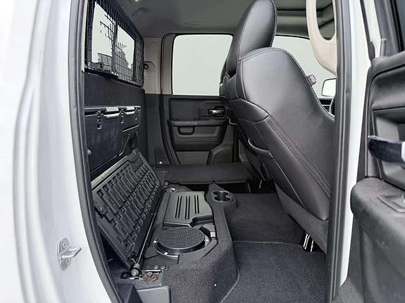 Dodge RAM 1500 23 of 30