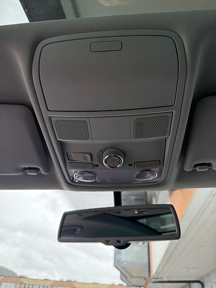 Volkswagen Tiguan 17 of 23