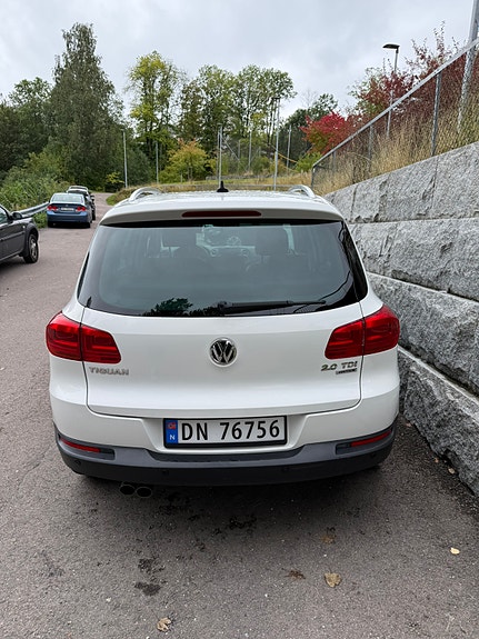 Volkswagen Tiguan 6 of 23