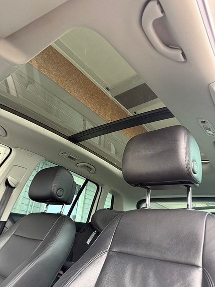 Volkswagen Tiguan 16 of 23